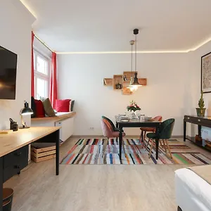 4 Personen Altbau Nahe Kurfürstendamm Apartment Berlin