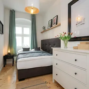 4 Personen Altbau Nahe Kurfürstendamm Apartment Berlin