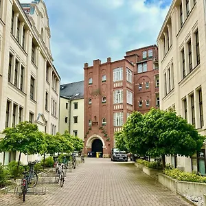 Meos 2 -zentrum-hofblick-gym-netflix Apartment Leipzig